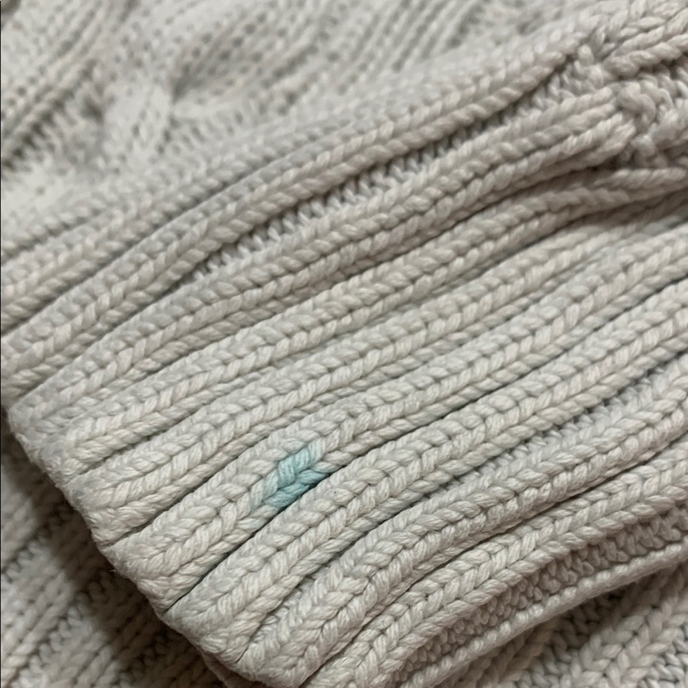 Ralph Lauren Cream and Gray Cable Knit Sweater - Picture 3 of 4